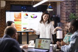 job vacancy in dubai