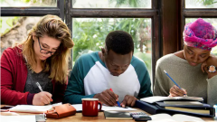 University Life Feeling Like Too Much? How The Academic Helpers Supports Students Through It