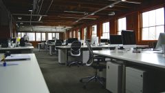 Office Furniture Buying Guide: Expert Tips